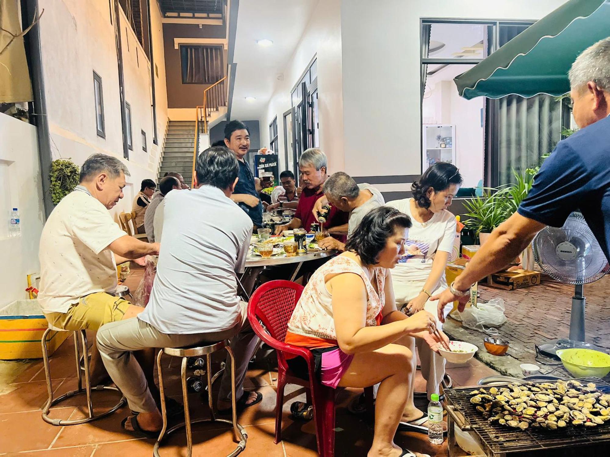 Tai Nhien Homestay Tan Thanh Exterior foto